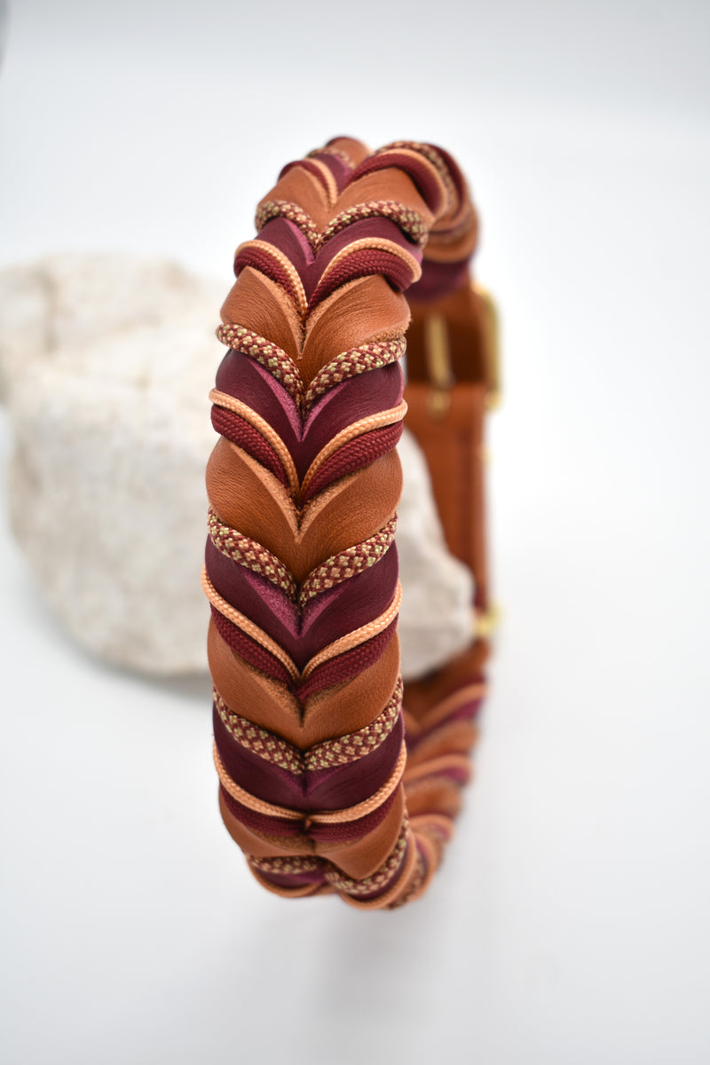 zweifarbiges Fettlederhalsband mit Paracord